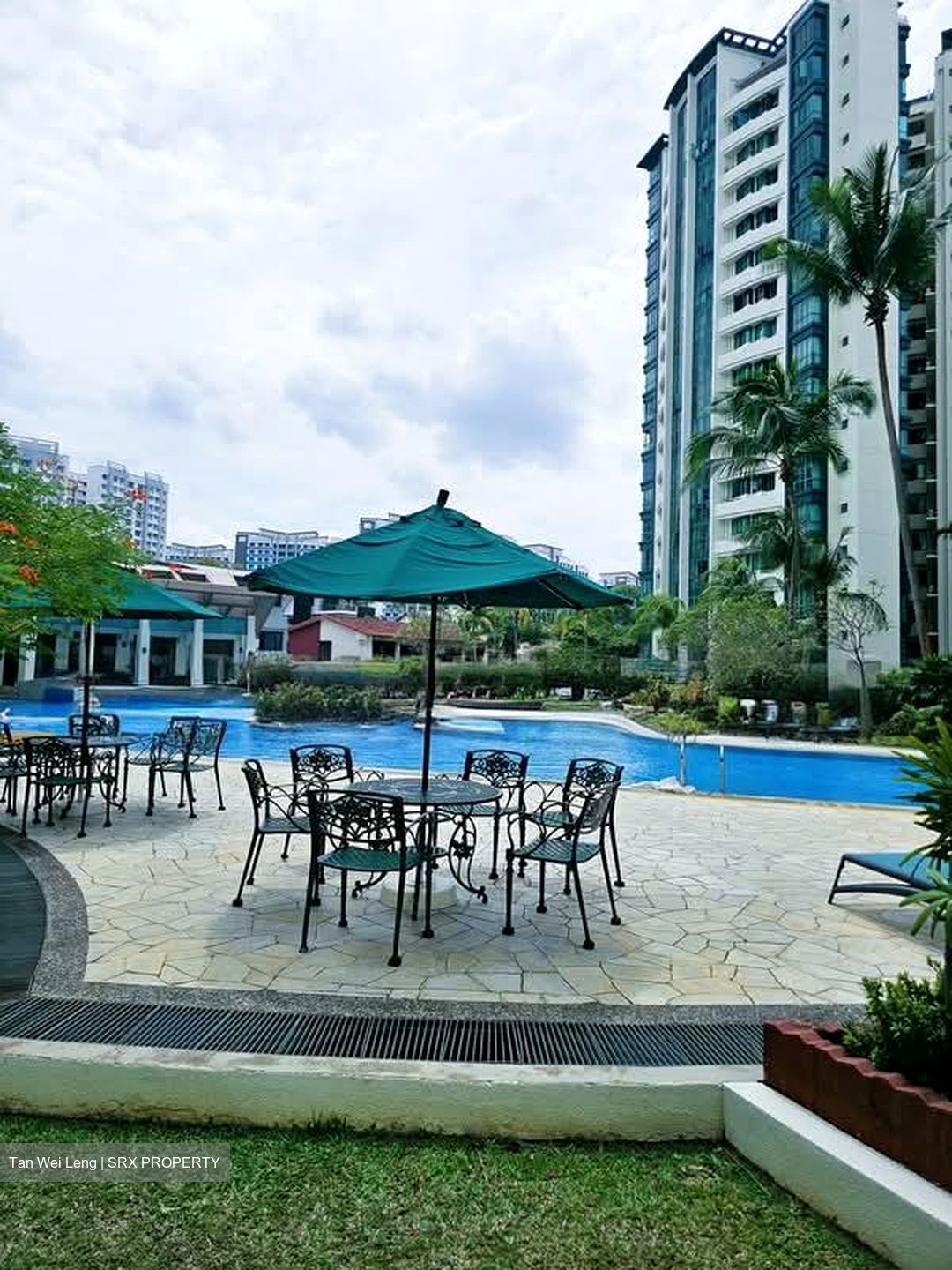 Palm Gardens (D23), Condominium #566204951